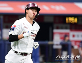 신인 박재엽, 화려한 데뷔 홈런 장식으로 주목 받아