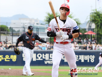 [포토] 김도영, 류현진과 첫 대결은 삼진