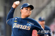 "친다고 다 홈런 되나요?" 한미일 단 5명 희귀기록, KBO 유일무이 투수의 특별한 마인드[무로이칼럼]