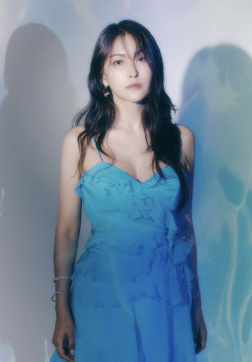 카라 박규리, 광대와 안와 골절로 활동 중단 결정 (100자)