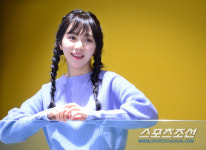 'AOA 괴롭힘 폭로' 권민아, BJ로 변신 