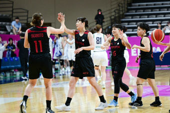 [박신자컵] '디펜딩챔피언' 도요타, 히타치 꺾고 4강 희망 성큼.. 히타치 3연패로 탈락 확정