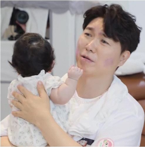 슈퍼맨이 돌아왔다 박수홍, 딸 전복이와의 감동적인 재회 눈물 한가득