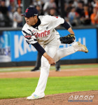 시작가는 4년 60억? FA 앞둔 장발마무리, 