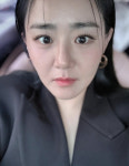 살은 쪘지만…문근영, 건강 회복 후 되찾은 국민 여동생 미모