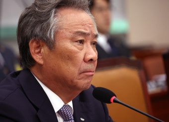 대한체육회장 이기흥 직무 정지 가능성에 문화체육관광부 발언, 수사 결과 기다린다