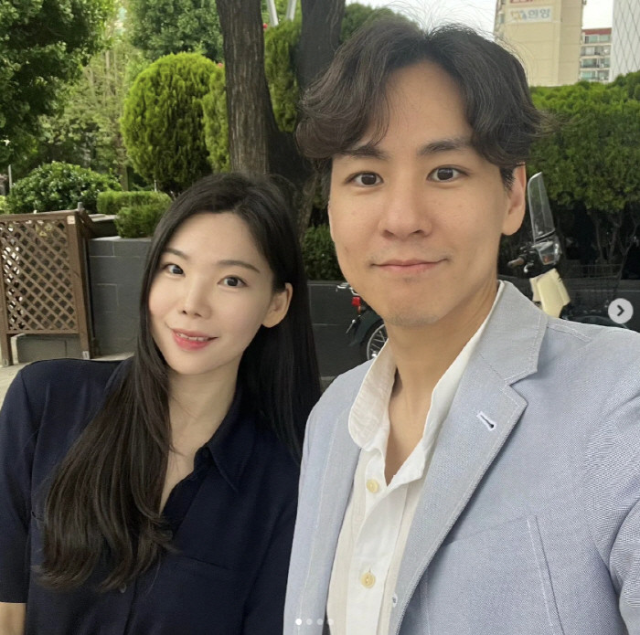 한국일보 사장의 아들, 윤남기, 금수저인증 받아