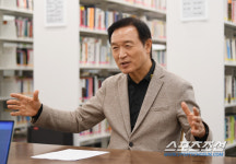 안산 송호고 미래형 운동장에 담긴 임태희 경기교육감의 신념, 학교와 교육의 발전, 지역사회와 함께 해야 한다