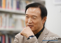 안산 송호고 미래형 운동장에 담긴 임태희 경기교육감의 신념, 학교와 교육의 발전, 지역사회와 함께 해야 한다