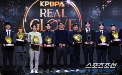 [포토] 2024 리얼글러브 어워드 영광스러운 순간