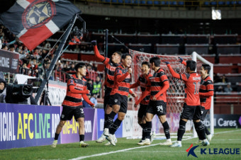 코리아컵 우승이 보약→'MVP' 김인성-'득점왕' 정재희 '펄펄'...포항, 빗셀 고베에 3-1 승리