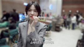 송혜교, 숏컷 변신 후 '얼굴 공격'...점점 더 어려지는 비주얼 ('걍민경')