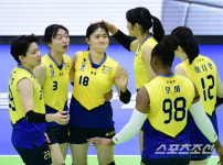 [포토] 한미르 서브 득점 칭찬해