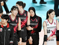 연애할 때야? 메가 자중해! → 남친 자랑에 세터 언니 눈 흘겼다