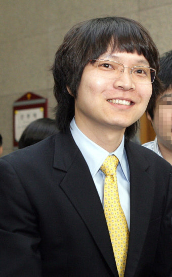 신정환 “3명과 동시에” 성상납 폭로 파장→서울경찰청 신고 접수