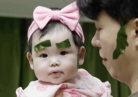 박수홍의 딸 재이, 슈퍼맨이 돌아왔다서 눈부신 아이돌 센터상 수상.