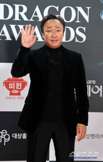 [공식] 이성민, HB엔터와 전속계약 체결…열일 행보 이어간다