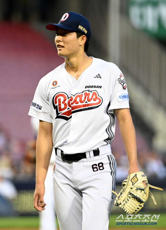 LG, 앤더스 톨허스트의 훌륭한 KBO 데뷔전, KT에 7이닝 무실점 호투으로 5연승 이끌어 (96글자)