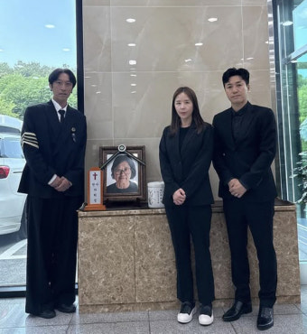 '모친상' 빽가, 코요태 위로 속 母와 이별 