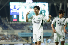 [대구 리뷰]막을 수가 없다…전진우 1G-1A 전북 1위 탈환! 김병수 취임 앞둔 대구 4대0 대파