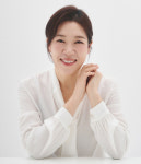 염혜란, 서초동 형민빌딩 건물주됐다..“장학재단까지 소유”