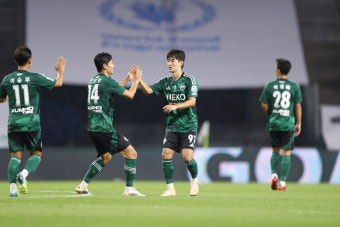 [전주 리뷰]'0:2→3:2' 이것이 선두의 저력! 전북, 수원FC에 극장승! '15G 연속 무패'