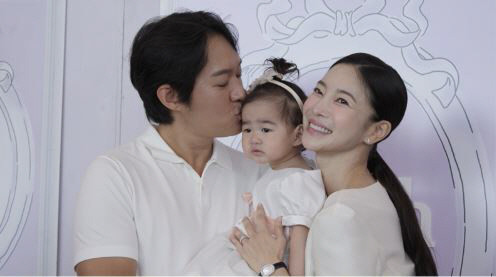 김윤지와 딸 엘라, 슈퍼맨이 돌아왔다에서 펼쳐지는 감동과 재미!