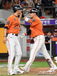 KIA 진짜 고맙다! 이제 2.5G 차 좁혀졌다…폰세 개막 17연승 미쳤다! 한화, 키움 잡고 3연승 [대전 리뷰]