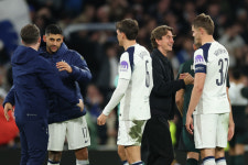 [UCL기자회견현장]프랑크 감독, 손흥민급 판 더 벤 원더골에 "메시가 판 더 벤으로 변한 줄"