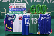 영원한 에이스 부천 하나은행 김정은, WKBL 최다 타이 600경기 출전…팀은 시즌 첫 연패(종합)