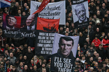 91분 동점골 실점→94분 결승골 OT 극장 개봉…맨유, 노룩 어시스트 카세미로 1골 1도움 원맨쇼+세슈코 환상골로 풀럼 3-2 격파, 미친... 