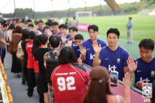 [에콰도르전 현장라인업]손흥민 오현규 투톱→이강인 황인범 명단제외, 모레노의 4-4-2 첫 선…정승원 조현택 깜짝선발