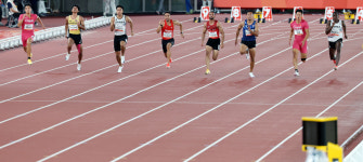 [속보]'아! 통한의 실수' 메달 도전했던 남자 400m 계주, 바톤 미스 범했다...실격으로 결선 진출 실패[나고야 현장]