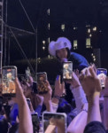 올데프 타잔, 대학축제서 몸 던졌다 맨바닥 추락 사고...관객들 '부상 우려'