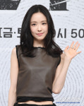 손나은, 오늘(17일) 모친상…동생 손새은과 슬픔 속 빈소 지키는 중 [공식]