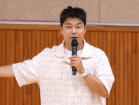 전현무, 고정만 11개인데...한국어교원 2급 자격증 땄다 
