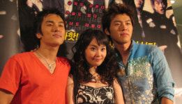 양아치 태권도부의 도전기 돌려차기