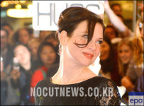 르네 젤위거, "저만의 일기 쓰러 스크린 잠시 떠나요!"