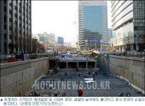 청계천 완공후에도 5개월 늦추는 까닭?