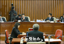 인사청문회 도입 본격 논의, 정치청문회 가능성 막아야