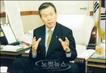 포항시장 도지사 출마 선언에 시민들 우려