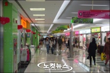 개통 한달 맞은 대구지하철 2호선 지하상가
