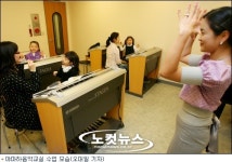 음악은 내 친구 엄마랑 노래하고 연주하고~♪