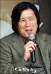 이창동 4년만에 영화 만들어보니 어렵더라