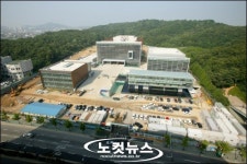 천억원들인 고양아람누리 편의시설 입점못한다.