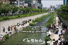 화창한 주말 청계천으로 GO~