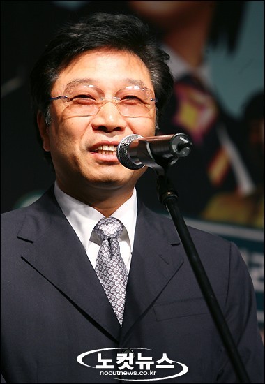 프랑스 대통령 마크롱, 이수만에게 프랑스 진출 제안…한국·프랑스 문화 협력 기대