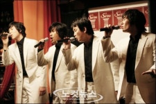 팝페라 그룹 라 스페란자의 열창