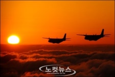 아듀 2007 석양과 함께 창공 가르는 CN-235 편대