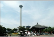 부산의 상징 용두산공원 타워 철거되나?